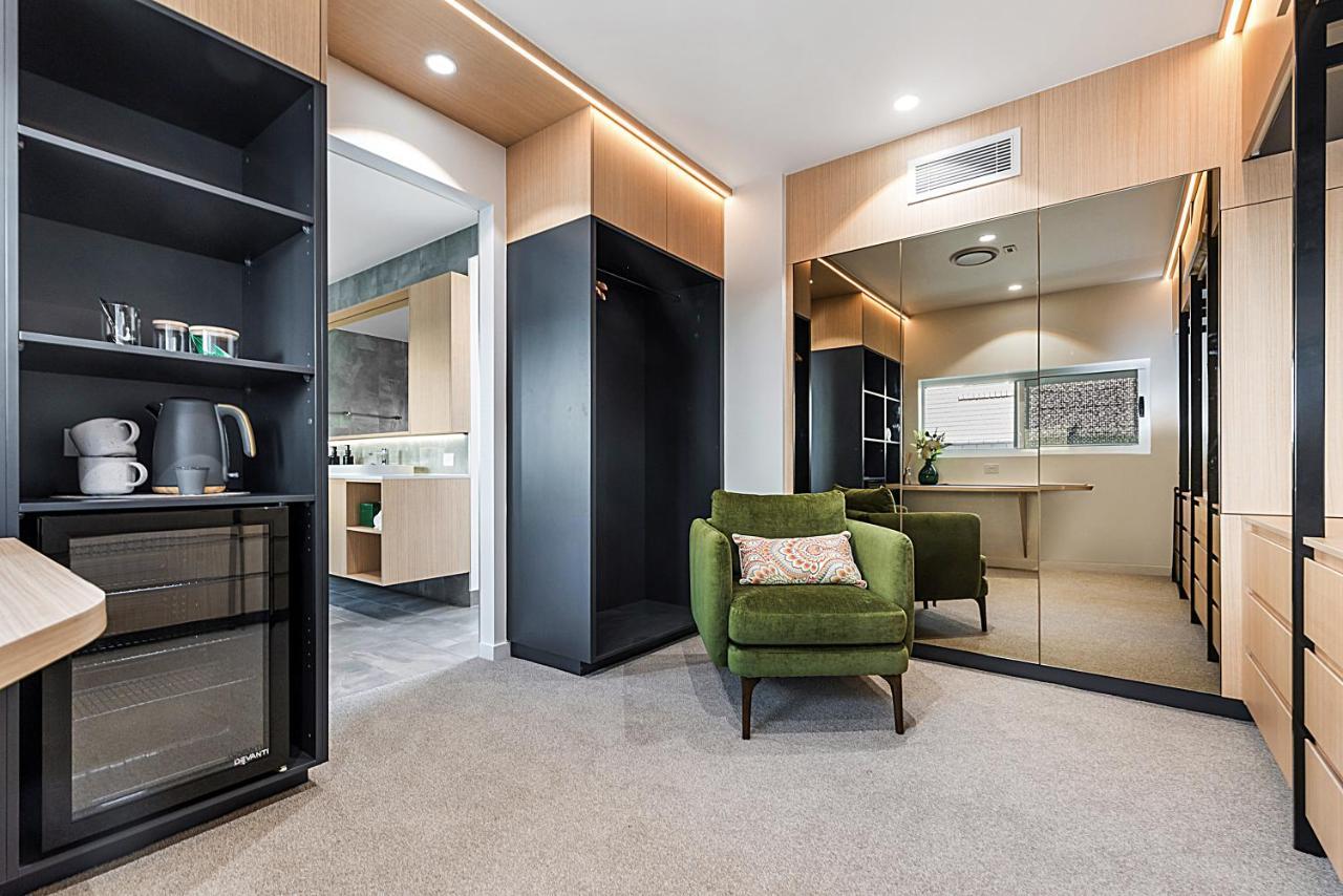 Luxury 5-Floor Unit With Ocean Views Near Beach Caloundra Buitenkant foto