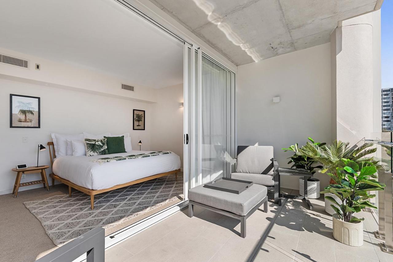 Luxury 5-Floor Unit With Ocean Views Near Beach Caloundra Buitenkant foto